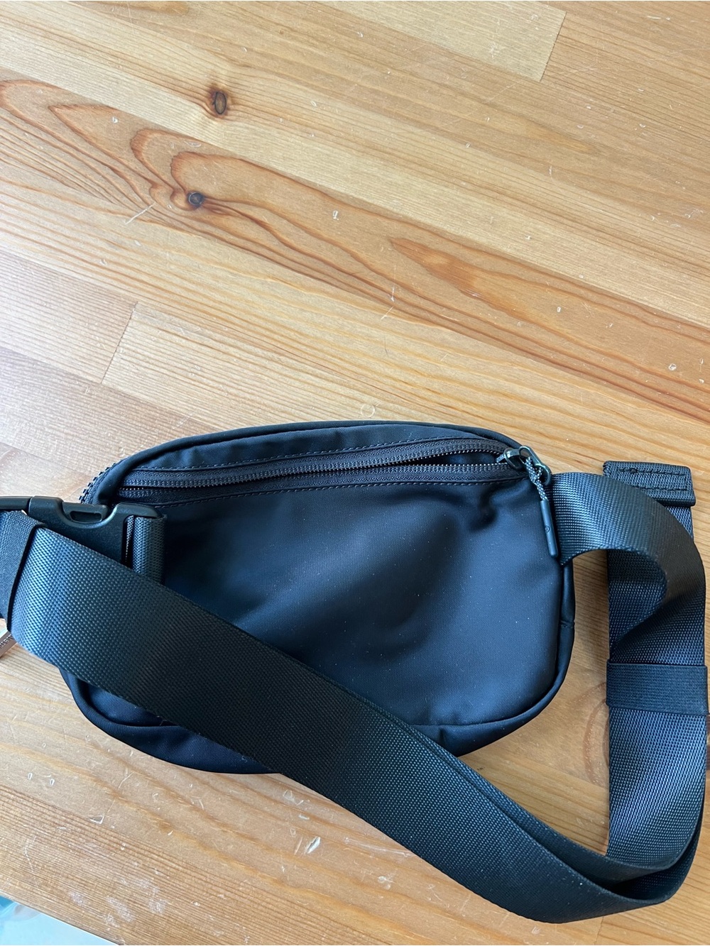 Lululemon Everywhere Belt Bag 1L - Picture 8 of 8